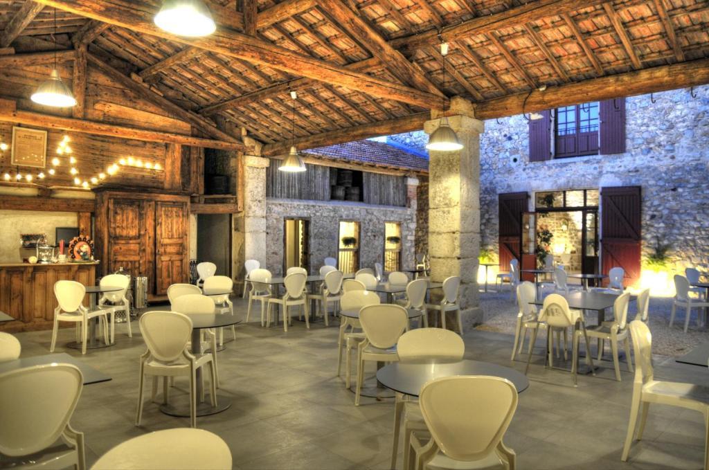 Gites Du Domaine Des Dames ヴァロン・ポン・ダルク 部屋 写真